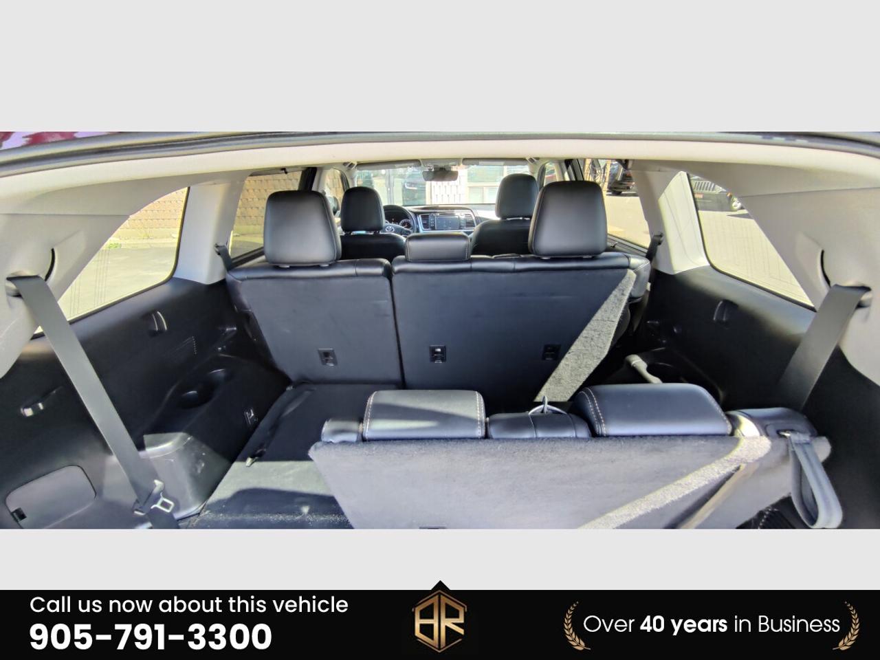 2017 Toyota Highlander XLE | Leather | Sun Roof | No Accidents Reported | Photo