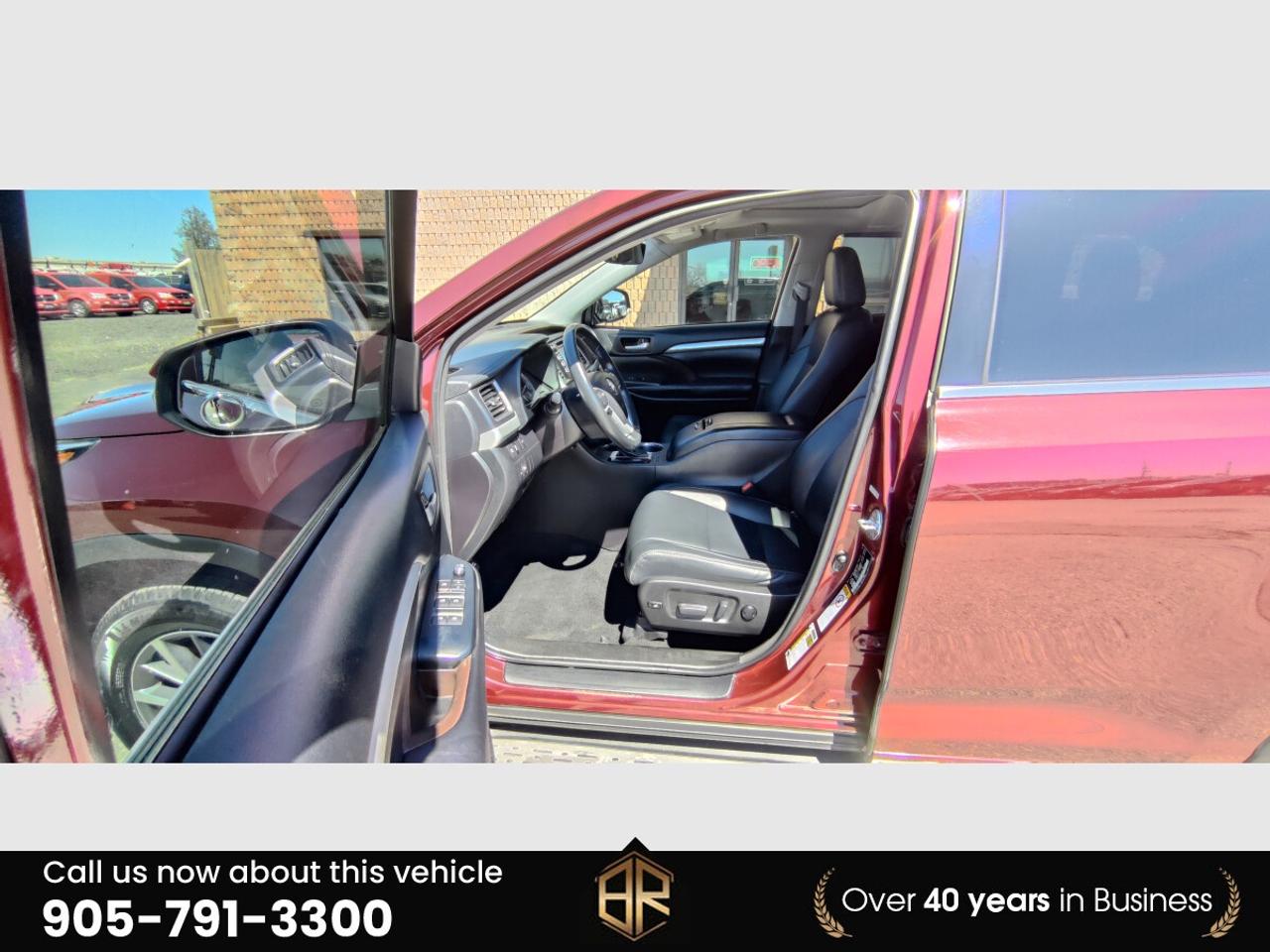 2017 Toyota Highlander XLE | Leather | Sun Roof | No Accidents Reported | Photo