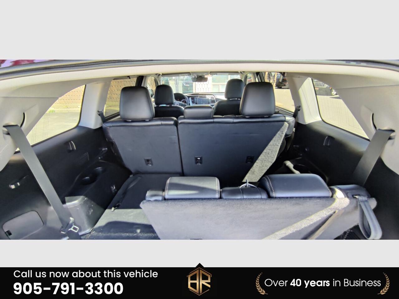 2017 Toyota Highlander XLE | Leather | Sun Roof | No Accidents Reported | Photo