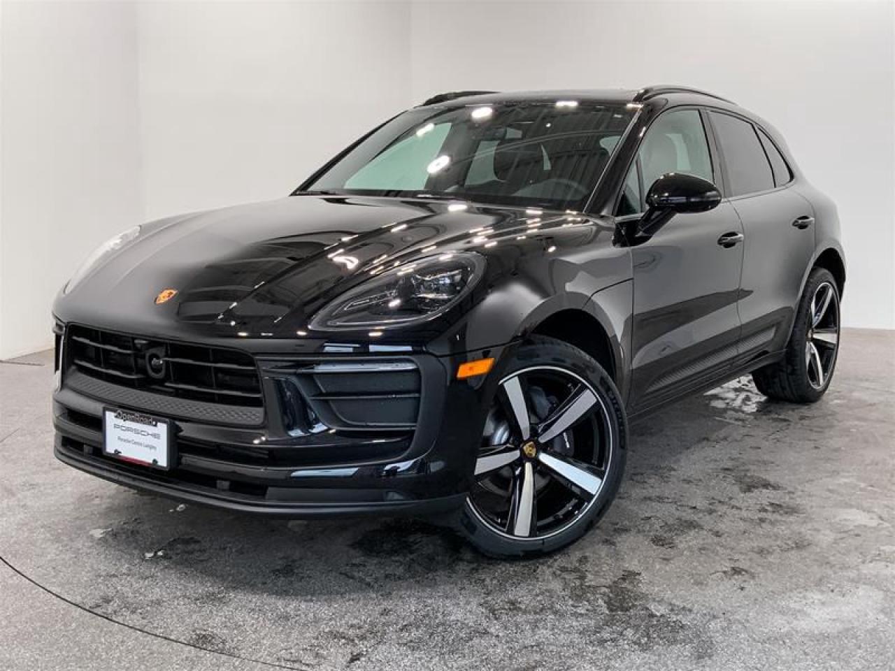 New 2025 Porsche Macan AWD for sale in Langley City, BC