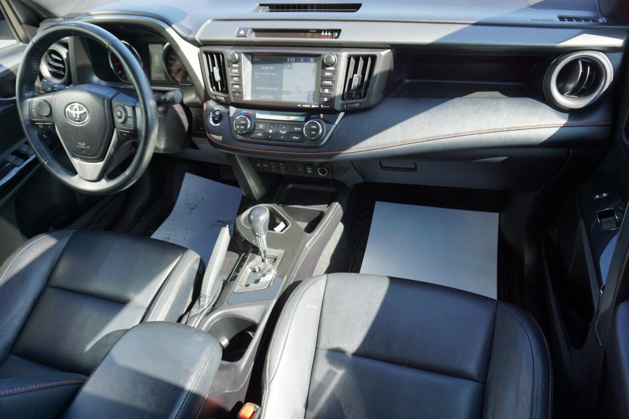 2018 Toyota RAV4 SE-SPORT 4WD CERTIFIED *TOYOTA MAINTAIN* NAV CAMERA SUNROOF BLUETOOTH HEATED LEATHER CRUISE ALLOYS - Photo #13