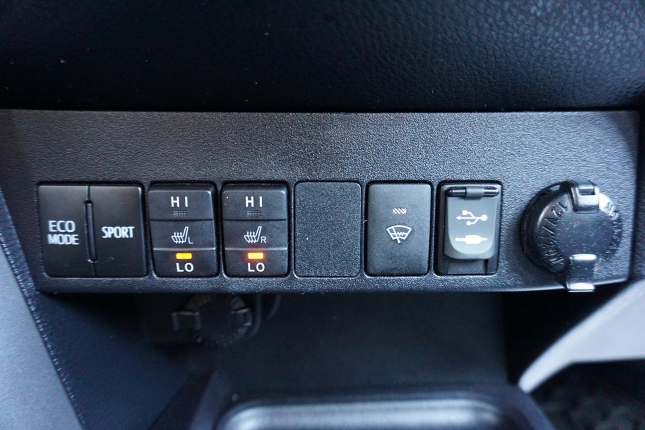 2018 Toyota RAV4 SE-SPORT 4WD CERTIFIED *TOYOTA MAINTAIN* NAV CAMERA SUNROOF BLUETOOTH HEATED LEATHER CRUISE ALLOYS - Photo #25