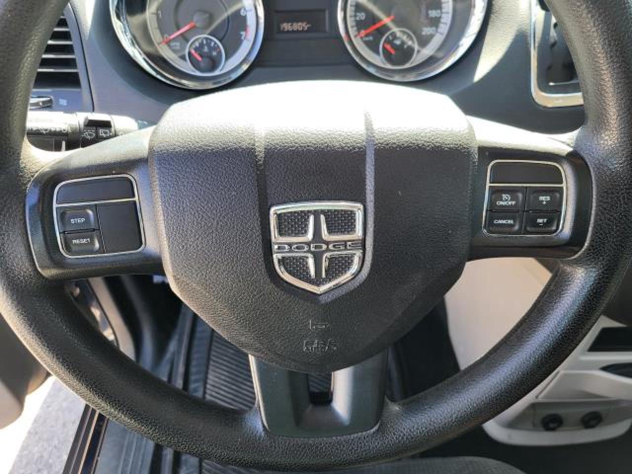 2015 Dodge Grand Caravan SE Photo10