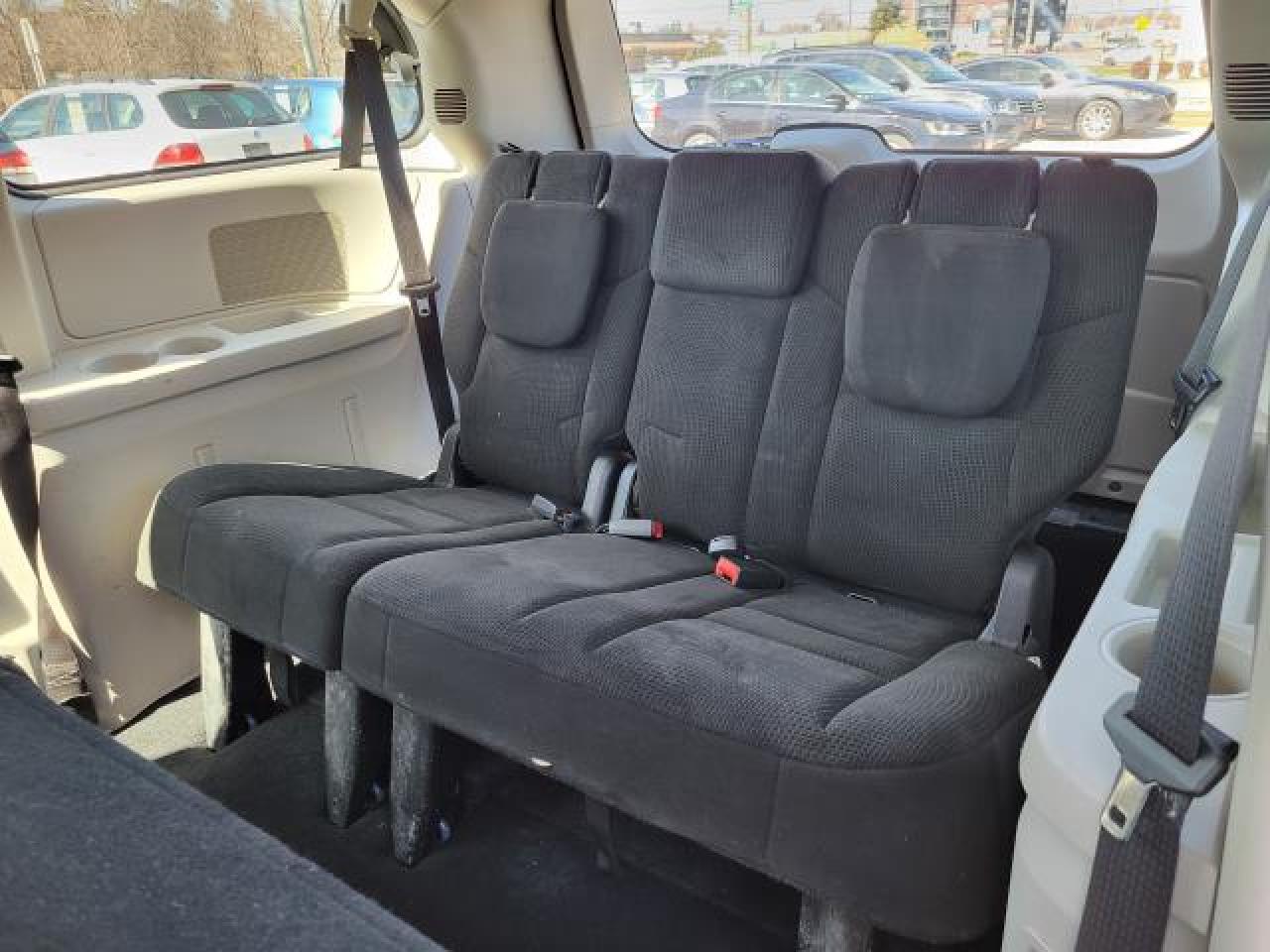 2015 Dodge Grand Caravan SE Photo14