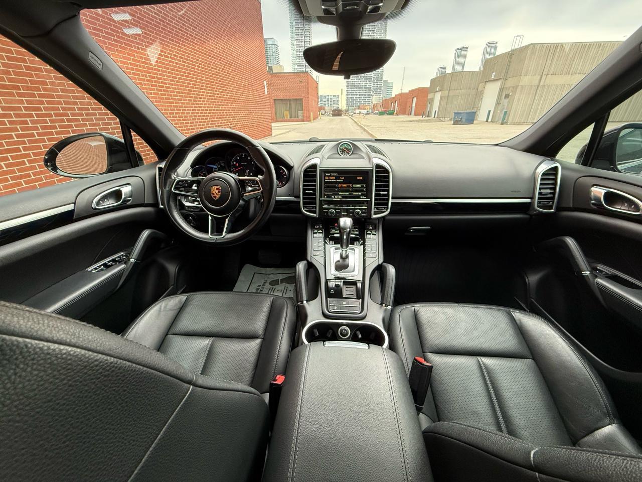 2016 Porsche Cayenne  - Photo #11