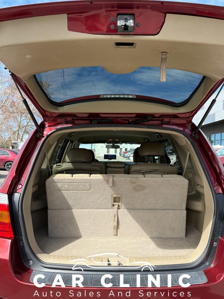 2010 Toyota Highlander  - Photo #13