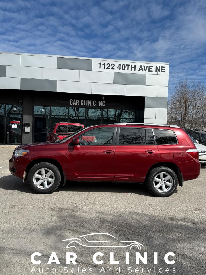 2010 Toyota Highlander  - Photo #3