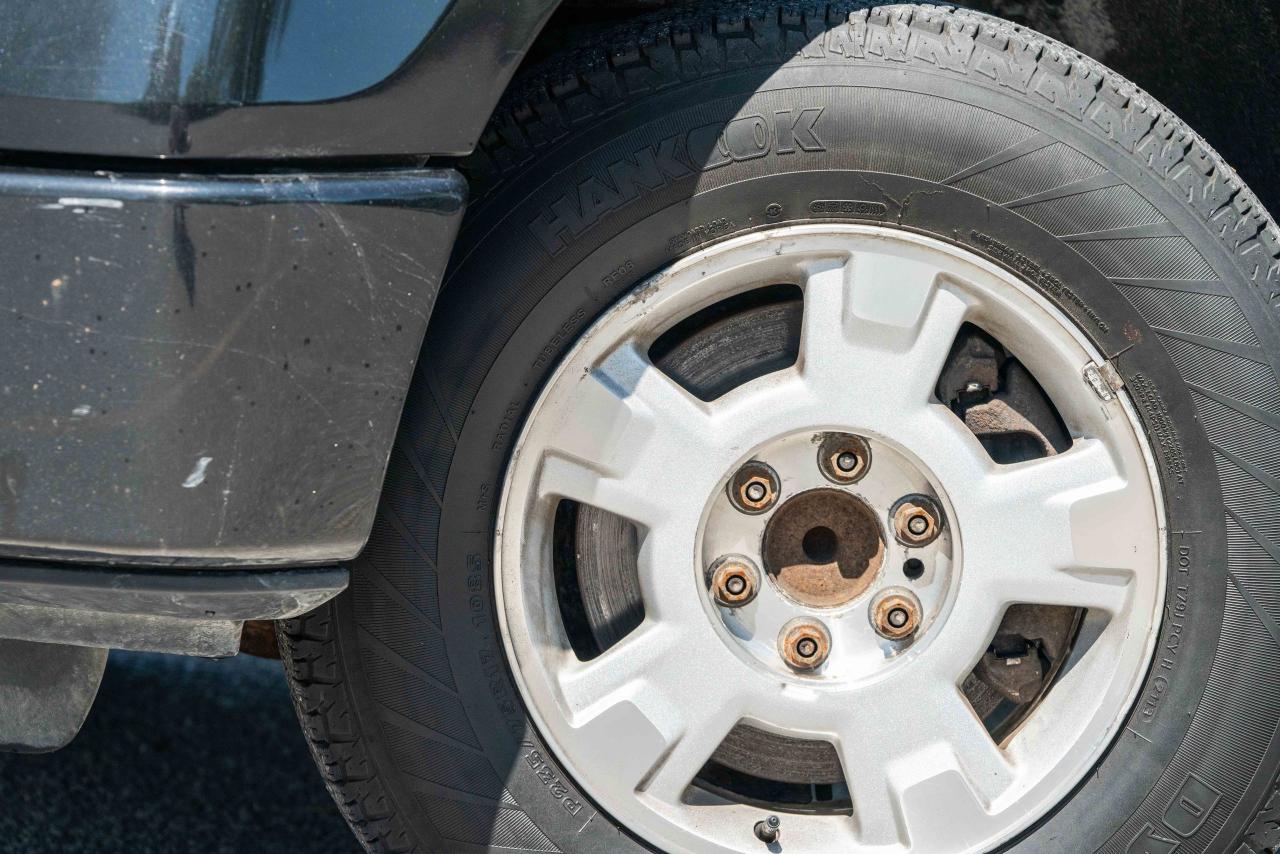 2014 Ford F-150 STX - Photo #17