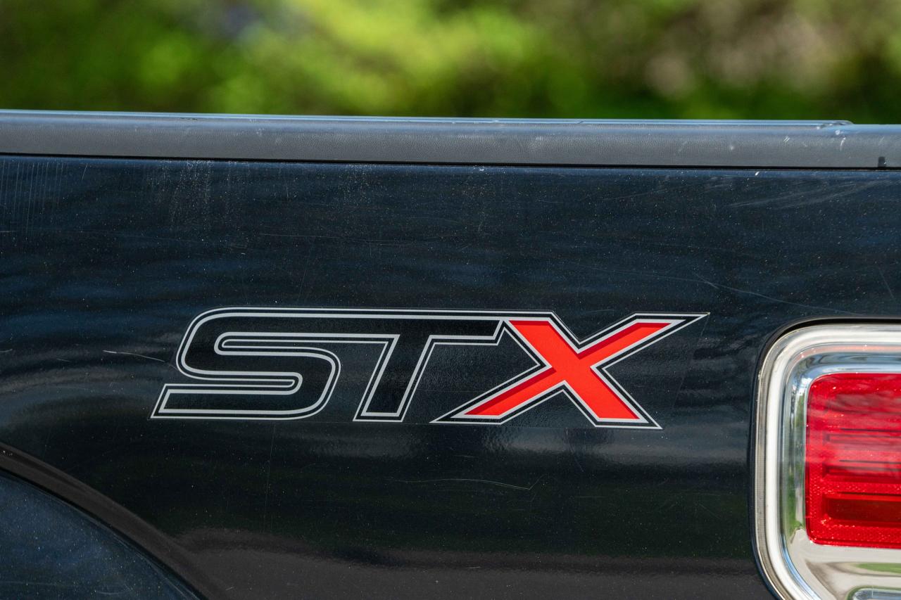 2014 Ford F-150 STX - Photo #15