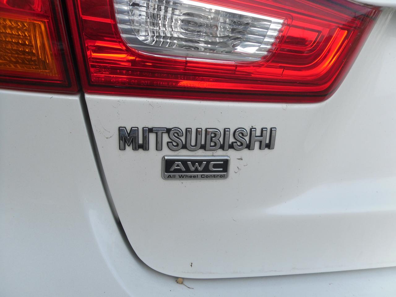 2017 Mitsubishi RVR SE AWC - Photo #5