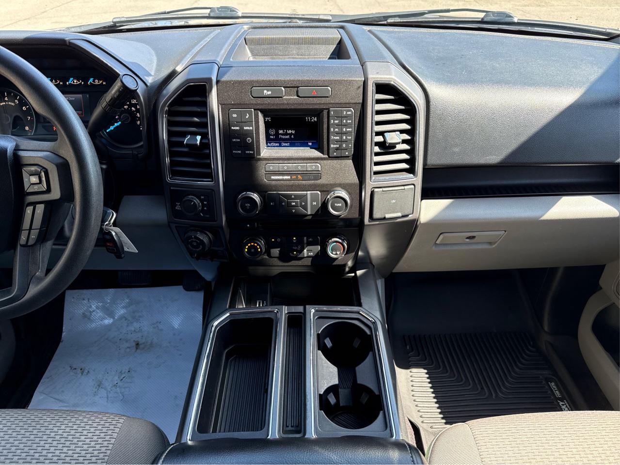 2017 Ford F-150 XLT - Photo #13