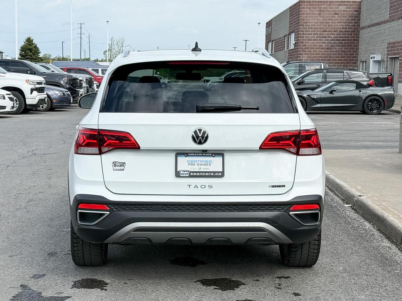2022 Volkswagen Taos Comfortline 1.5L 4CYL TURBO, AWD COMFORTLINE, HEATED LEATHER SEATS, SUNROOF WIRELESS CHARGING, ADAPTIVE CRUISE CONTROL, 18" ALLOY WHEELS Photo