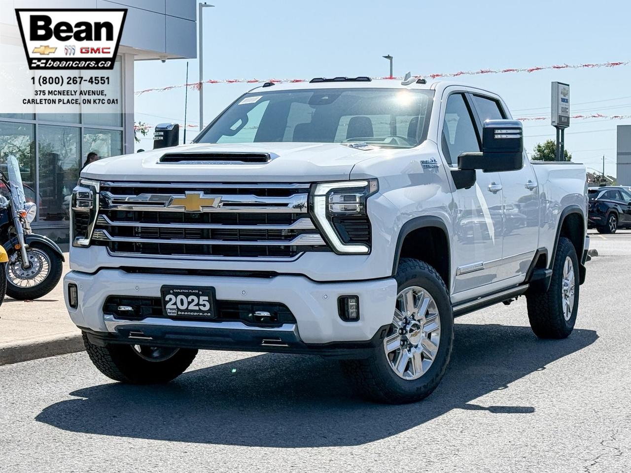 2025 Chevrolet Silverado 2500 HD High Country 6.6L DURAMAX WITH REMOTE START/ENTRY, SUNROOF, HEATED SEATS, HEATED STEERING WHEEL, VENTILATED SEATS, BOSE SOUND SYSTEM, POWER UP/DOWN TAILGATE Photo
