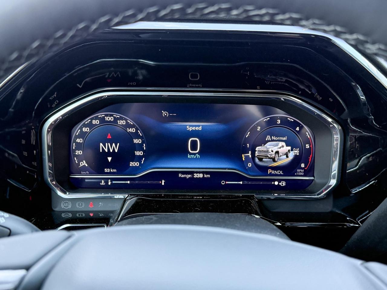 2025 Chevrolet Silverado 2500 HD High Country 6.6L DURAMAX WITH REMOTE START/ENTRY, SUNROOF, HEATED SEATS, HEATED STEERING WHEEL, VENTILATED SEATS, BOSE SOUND SYSTEM, POWER UP/DOWN TAILGATE Photo