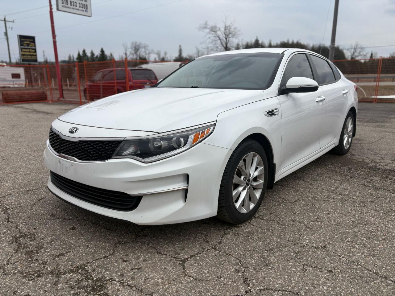 2016 Kia Optima LX+ - Photo #1