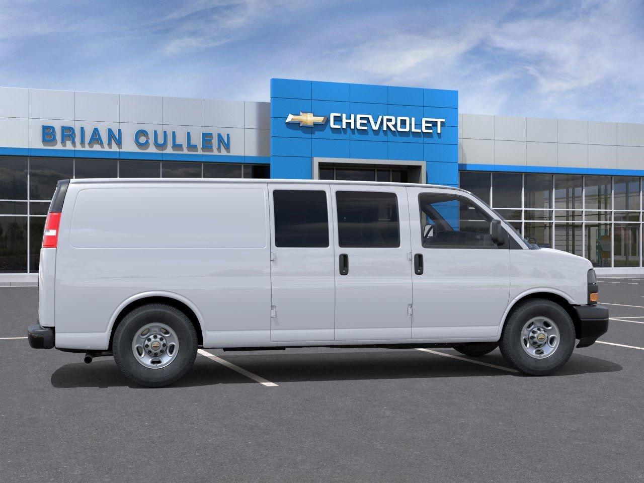 2025 Chevrolet Express Cargo Van Other 2500 Extended Wheelbase Rear-Wheel Drive Photo4