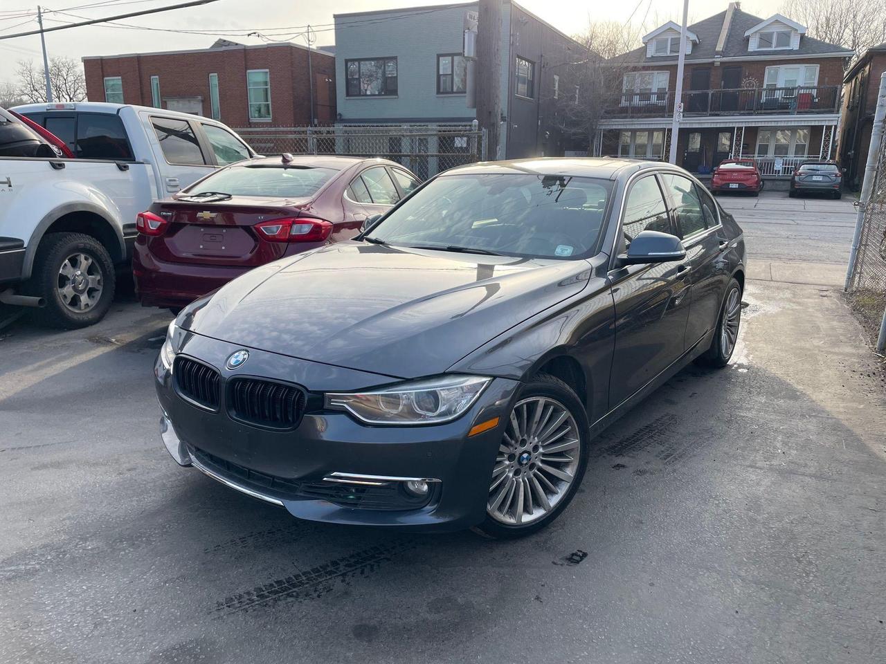 2014 BMW 3 Series 328i xDrive *AWD, BACKUP CAM & SENSORS, NAV*