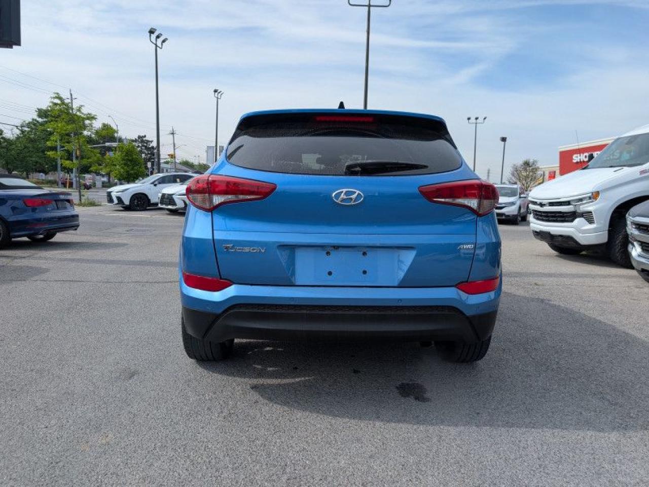 2017 Hyundai Tucson Luxury  **PANO ROOF - AM ALLOYS** Photo3