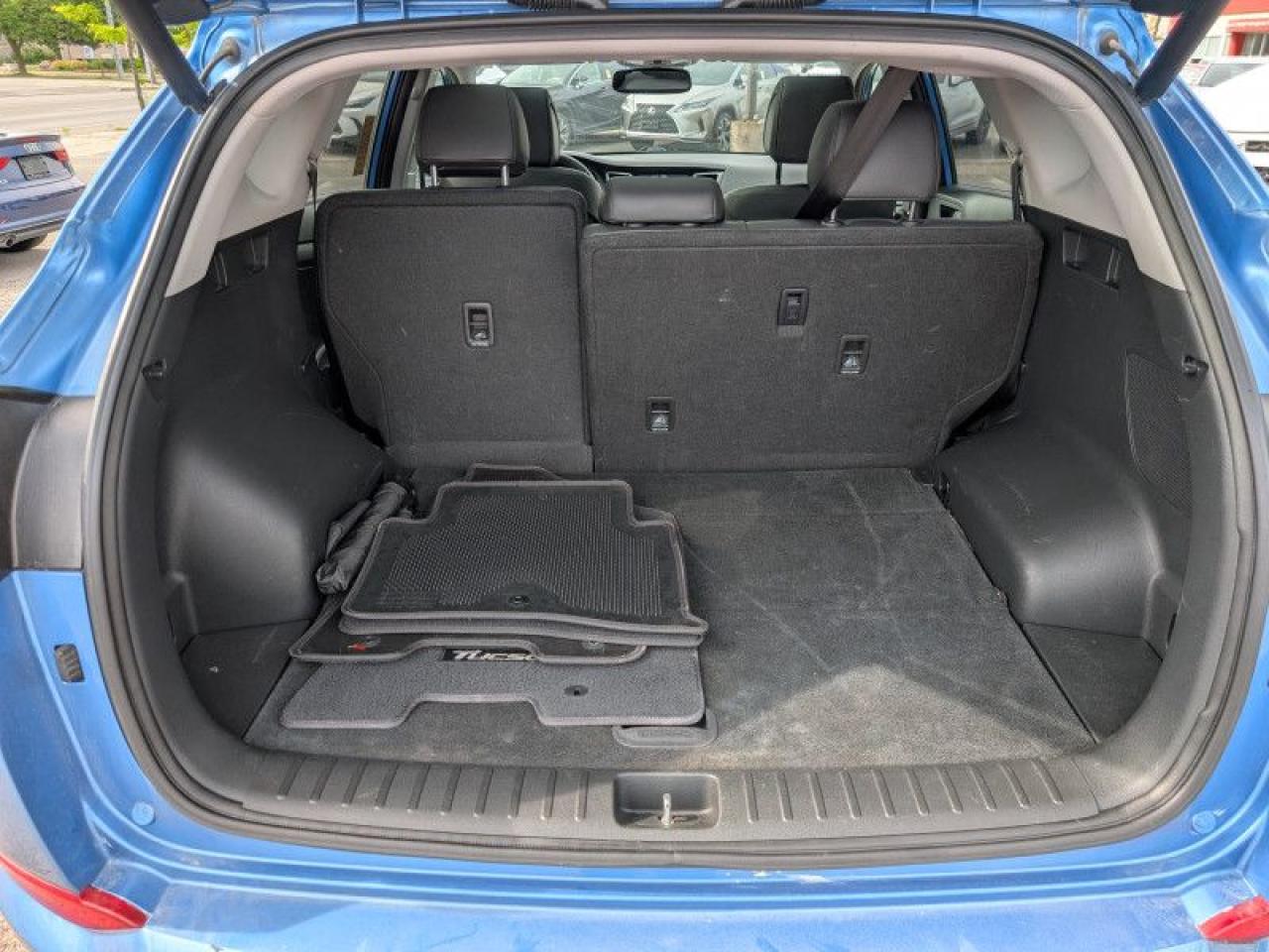 2017 Hyundai Tucson Luxury  **PANO ROOF - AM ALLOYS** Photo