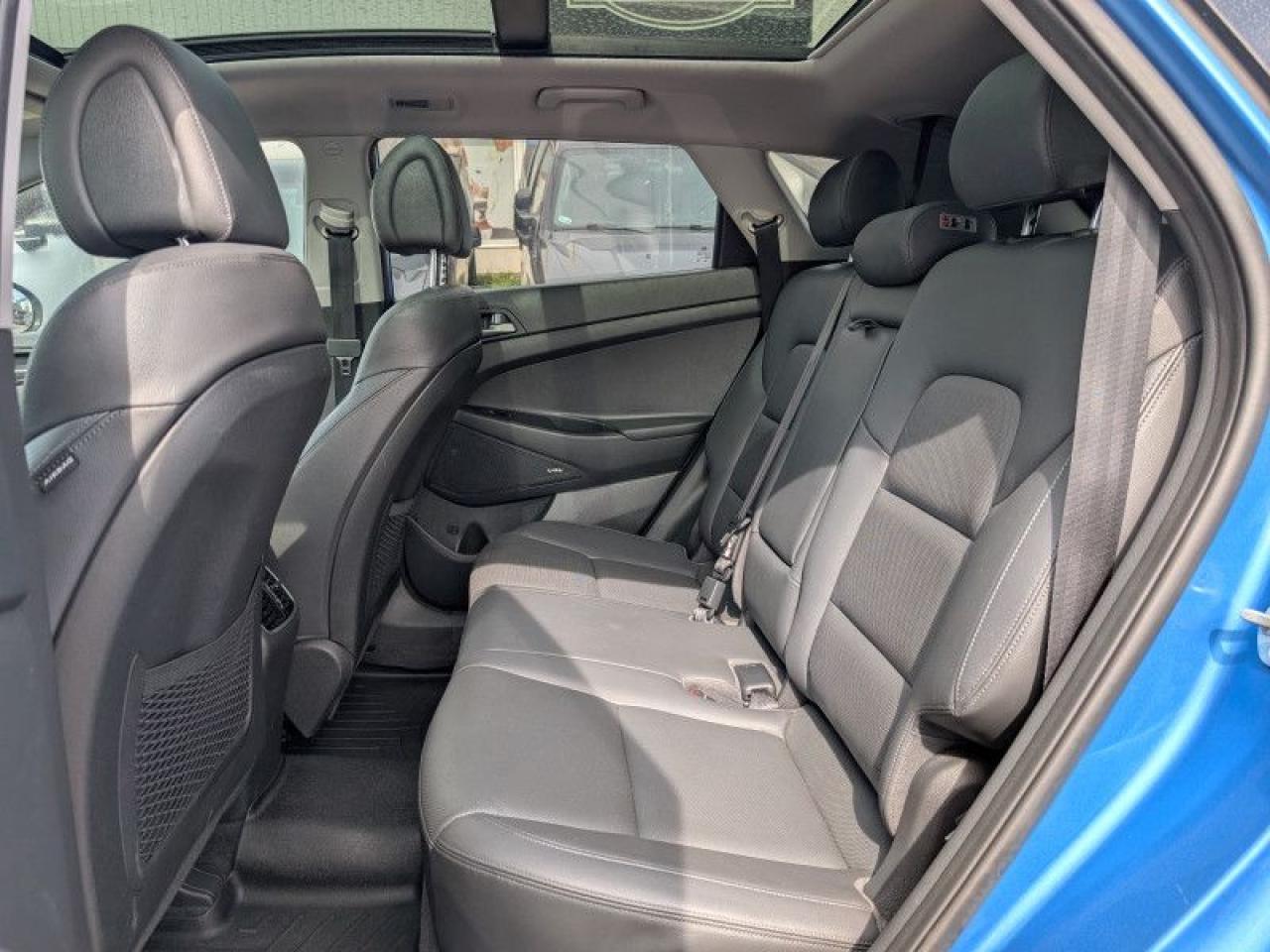 2017 Hyundai Tucson Luxury  **PANO ROOF - AM ALLOYS** Photo