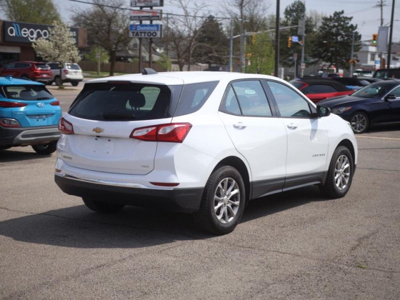 2018 Chevrolet Equinox LS  **28 SERVICE RECORDS!!!** Photo3