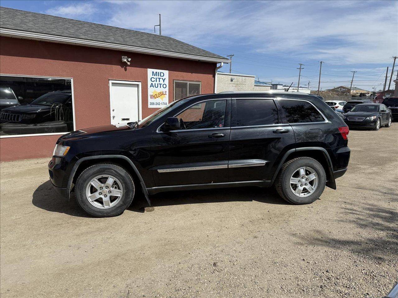 Used 2011 Jeep Grand Cherokee GRAND CHEROKEE LARED for sale in Saskatoon, SK