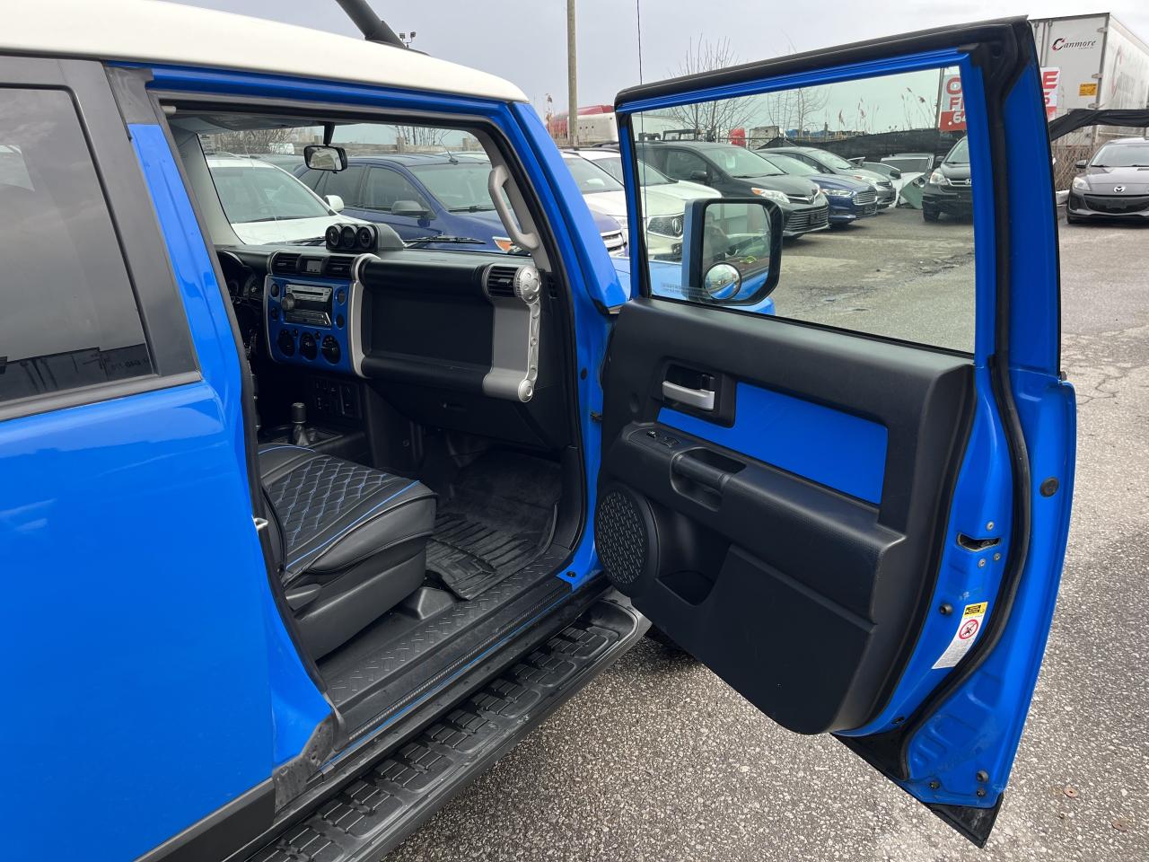 2008 Toyota FJ Cruiser C Package Photo