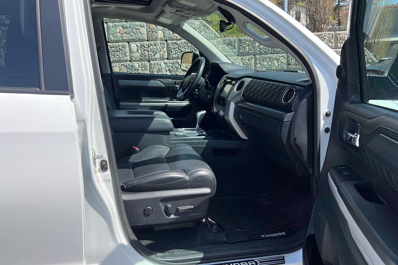 2019 Toyota Tundra Platinum Photo