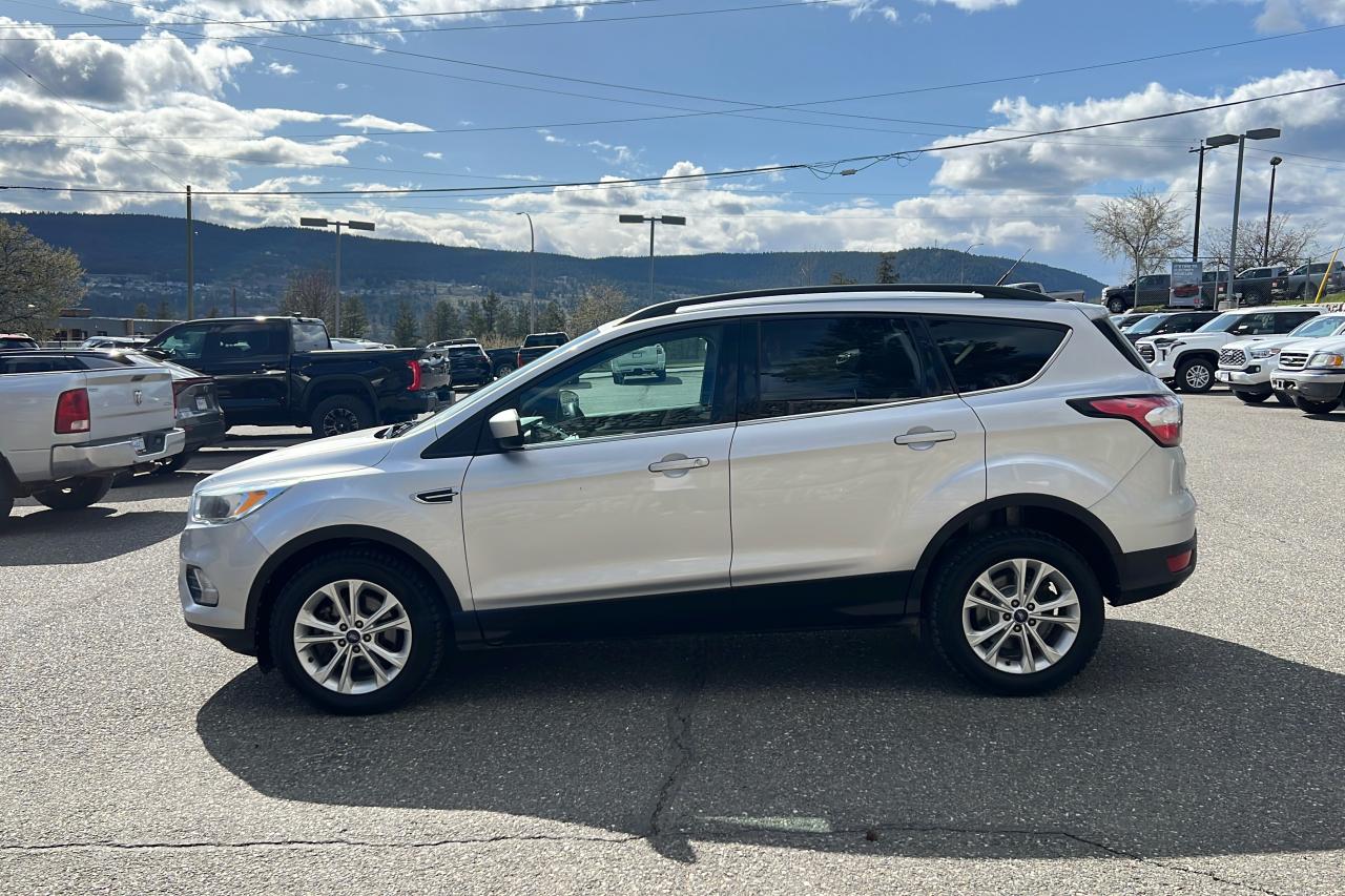 2017 Ford Escape SE Photo3