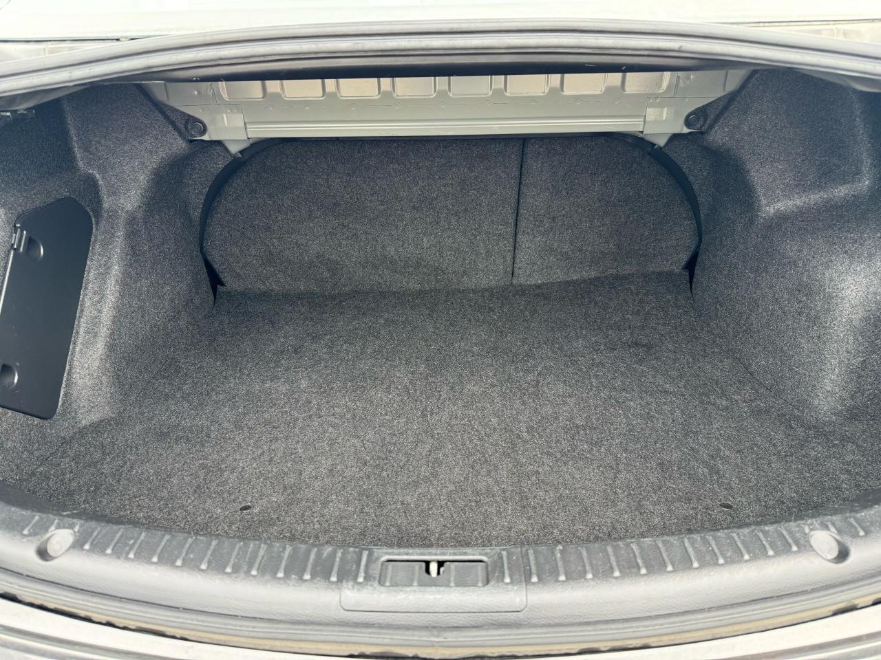 2011 Mazda MAZDA3 GX - Photo #17