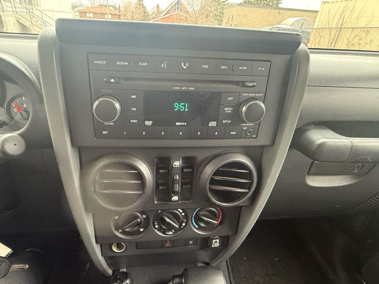 2007 Jeep Wrangler 4WD 4dr Unlimited X - Photo #14