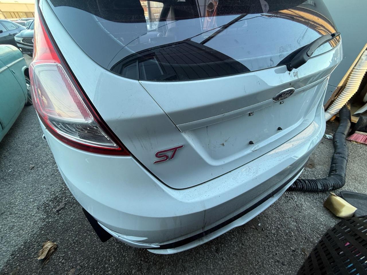 2014 Ford Fiesta 5dr HB ST - Photo #6
