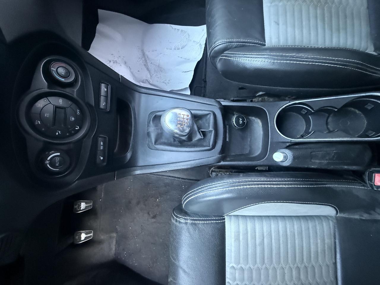 2014 Ford Fiesta 5dr HB ST - Photo #11