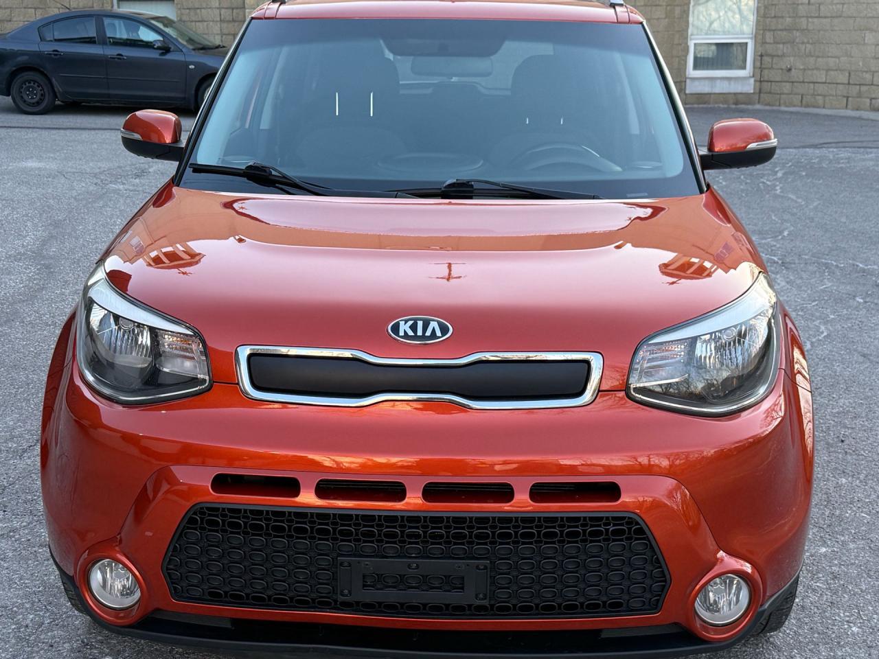 2019 Kia Soul EX AUTO - Photo #2