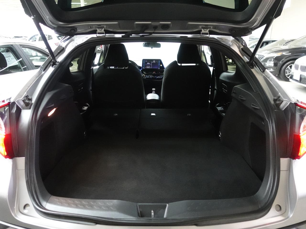2020 Toyota C-HR XLE PREMIUM | LaneDep | Heated Seats | CarPlay