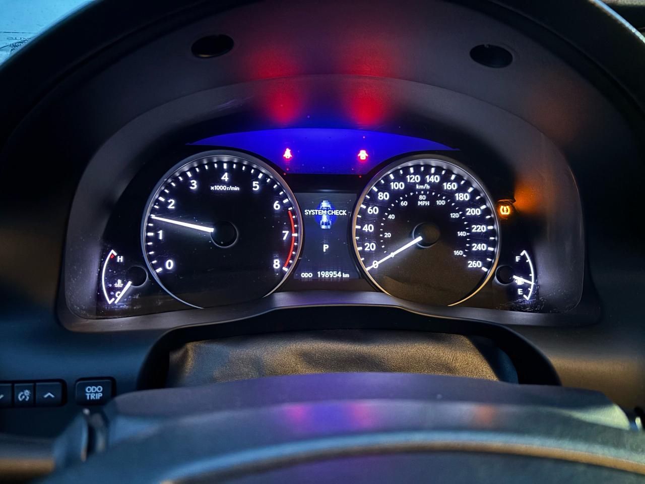 2014 Lexus ES 350  - Photo #17