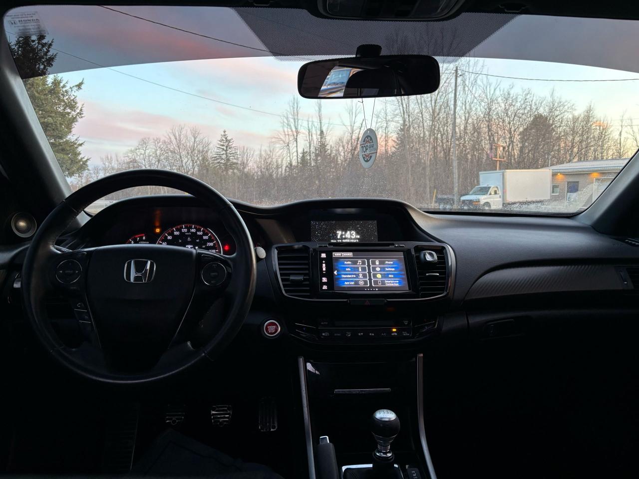 2017 Honda Accord Sport - Photo #17