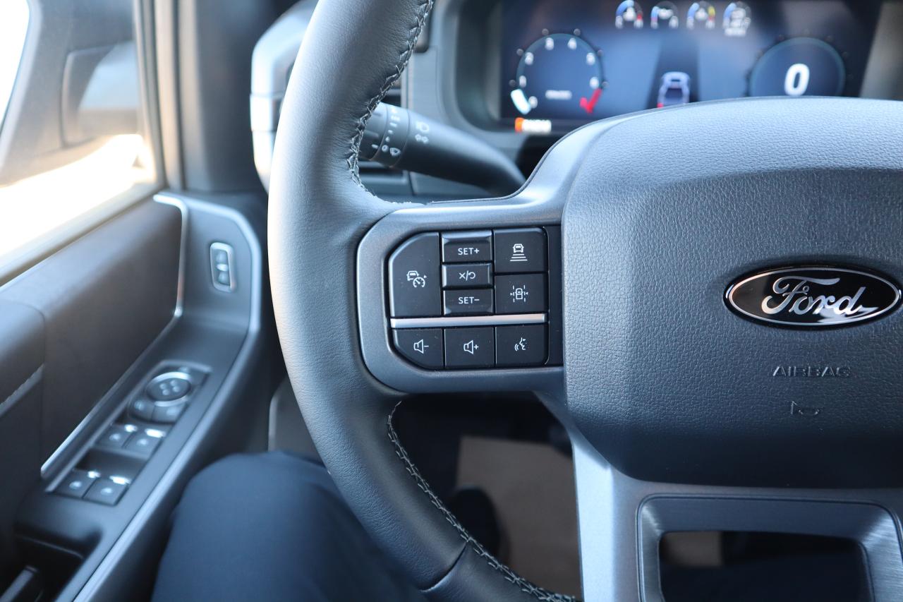 2025 Ford F-150 XLT Photo5