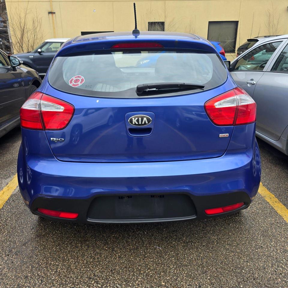 2013 Kia Rio LX Photo3