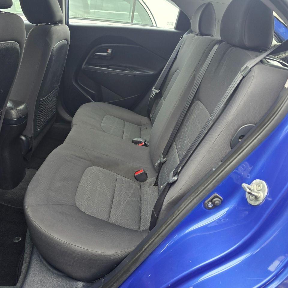 2013 Kia Rio LX - Photo #11