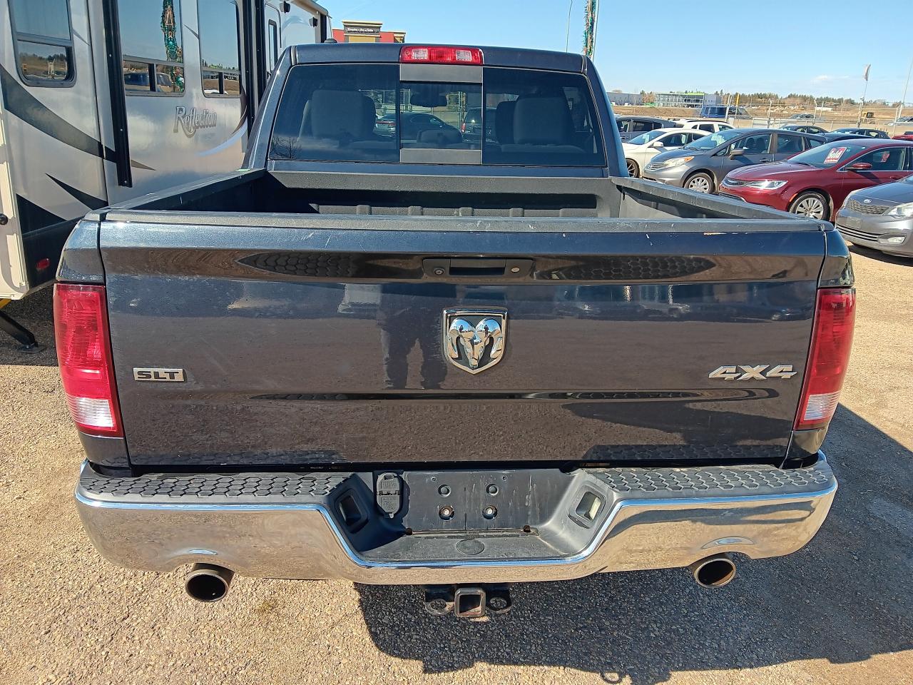 2016 RAM 1500 SLT Crewcab 4x4, Htd Sterng & Seats, BU Cam, Remot - Photo #6