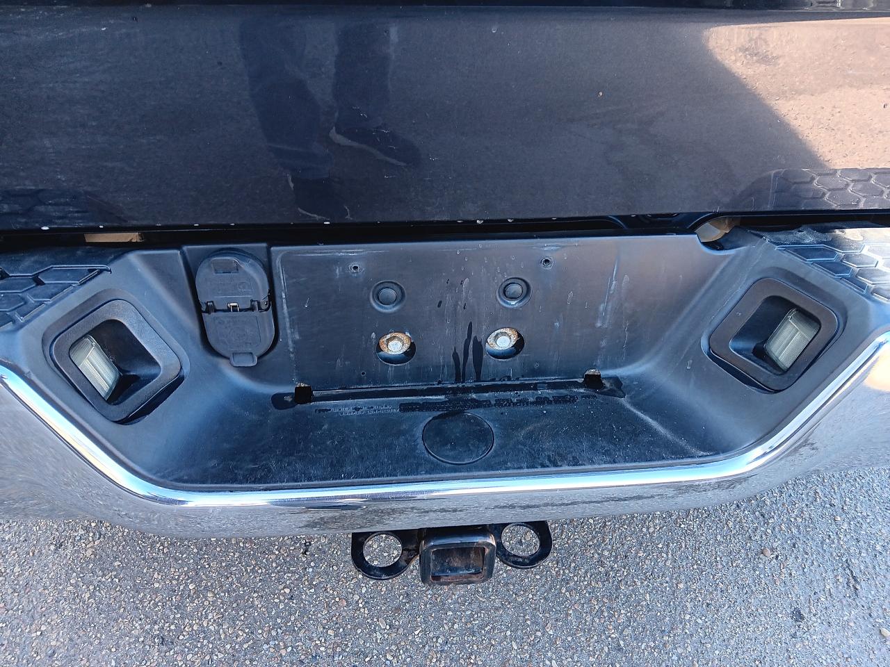 2016 RAM 1500 SLT Crewcab 4x4, Htd Sterng & Seats, BU Cam, Remot - Photo #8