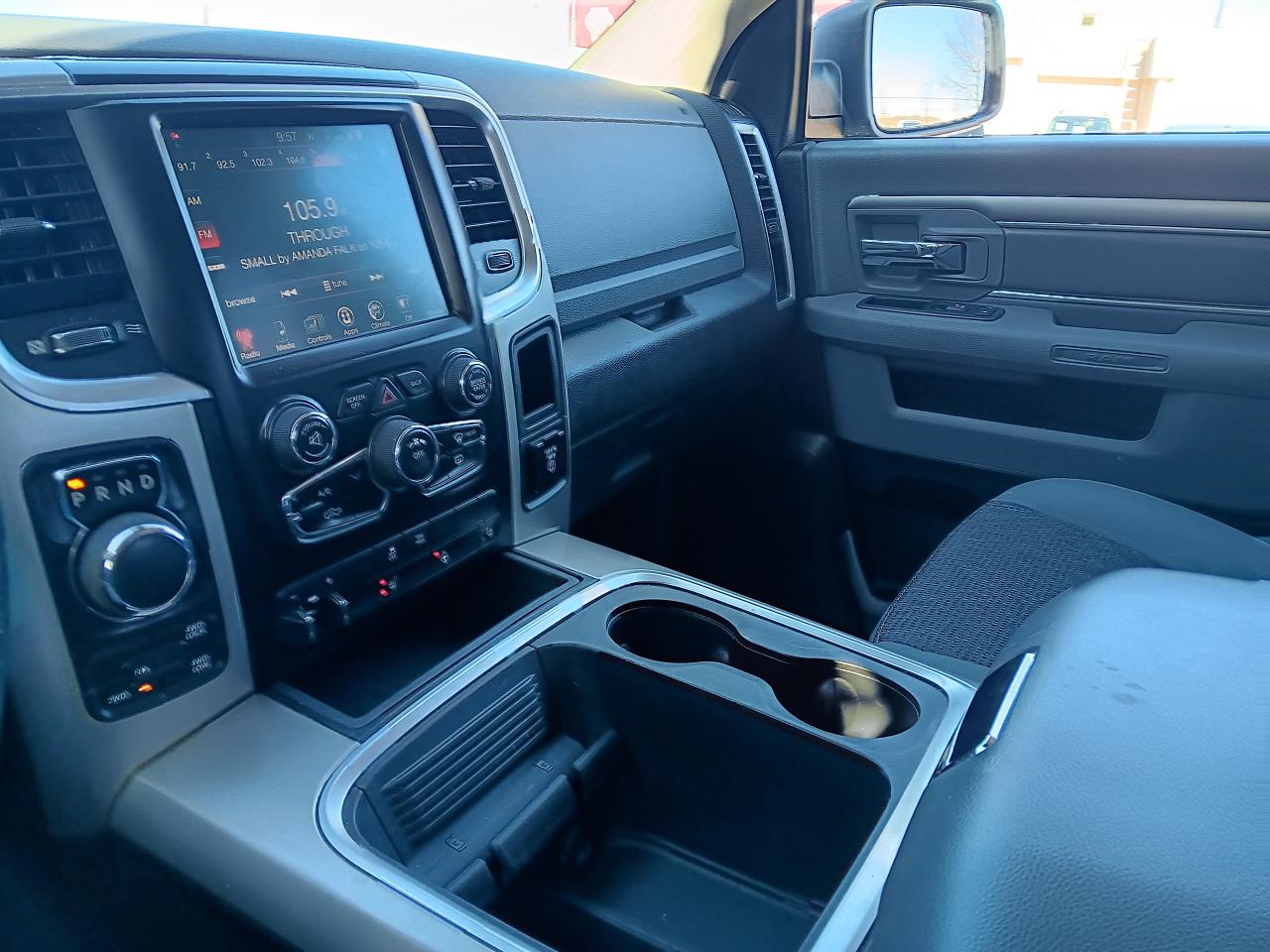 2016 RAM 1500 SLT Crewcab 4x4, Htd Sterng & Seats, BU Cam, Remot - Photo #23