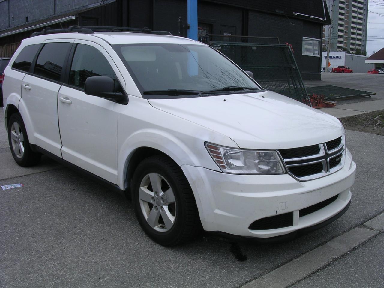 2015 Dodge Journey SE - Photo #2