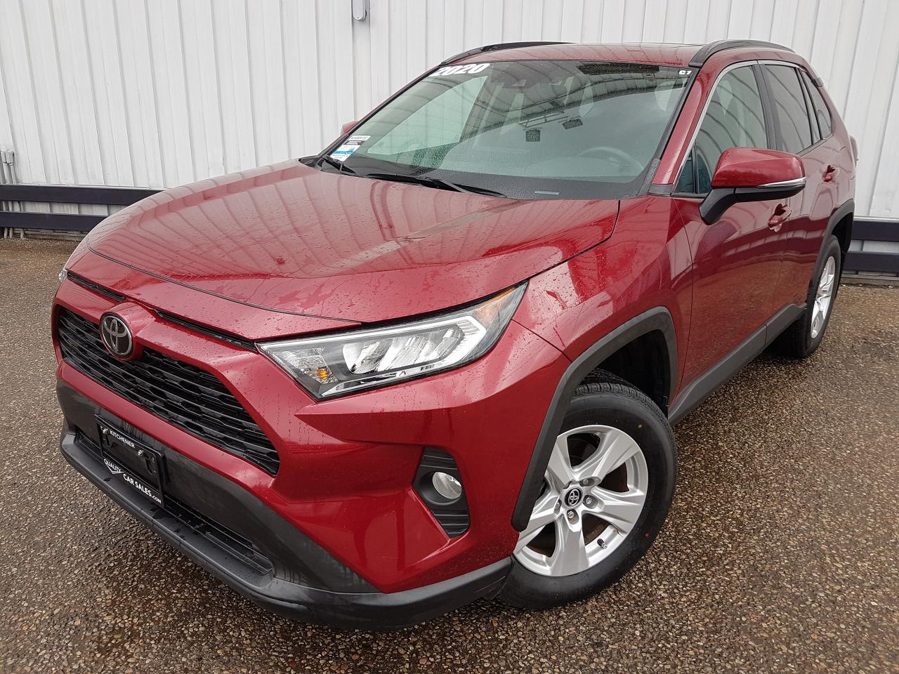 2020 Toyota RAV4 XLE *SUNROOF-HEATED SEATS*