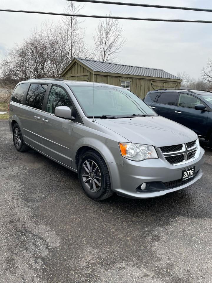 2016 Dodge Grand Caravan SXT Premium Plus - Photo #1