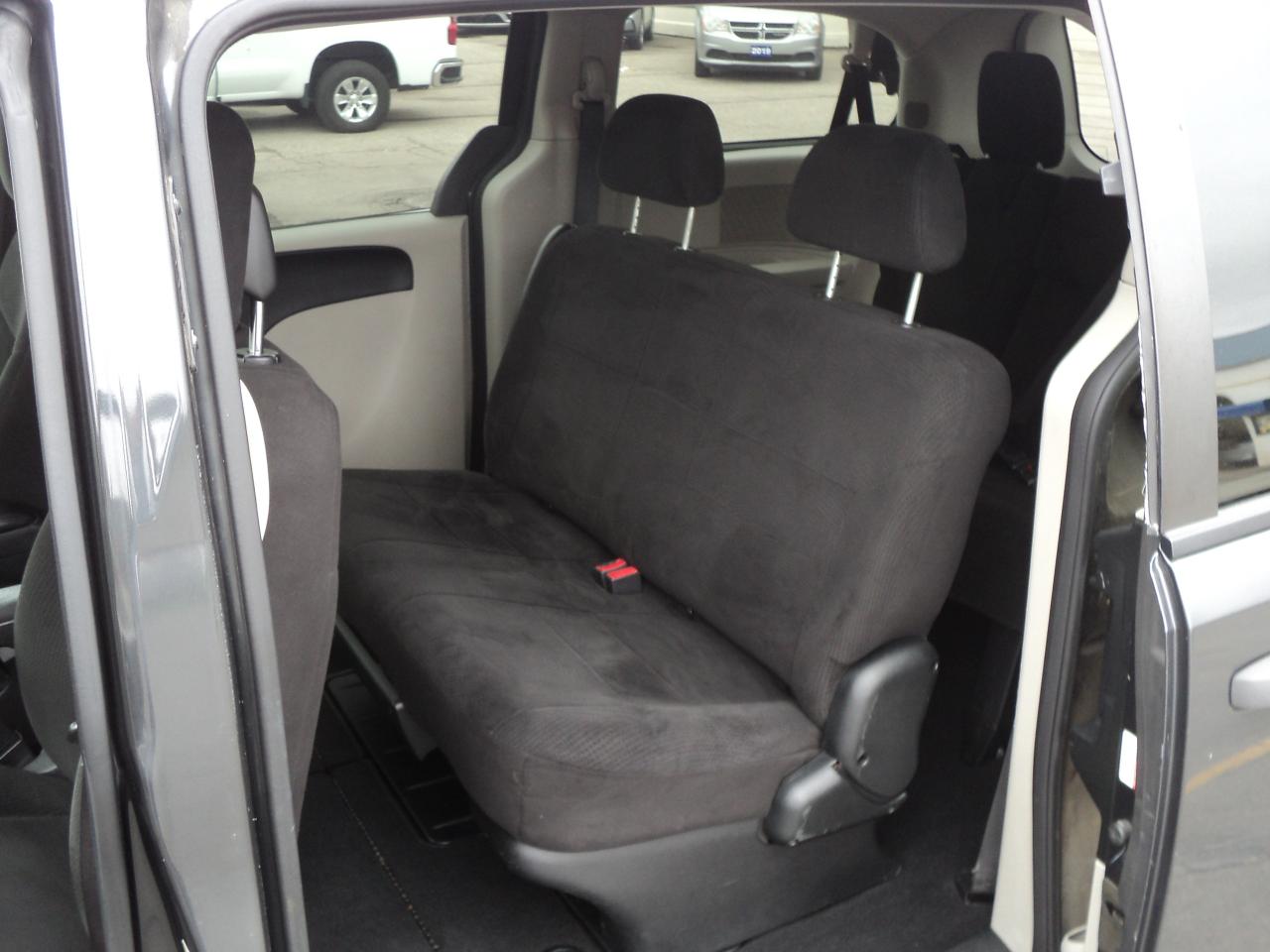 2012 Dodge Grand Caravan SE 4Door 3.6L6cyl 7 Passenger - Photo #13