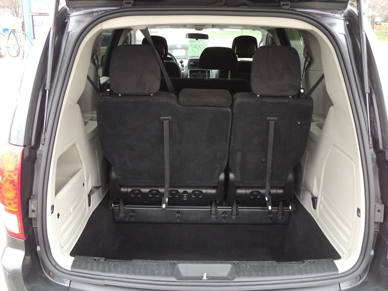 2012 Dodge Grand Caravan SE 4Door 3.6L6cyl 7 Passenger - Photo #14