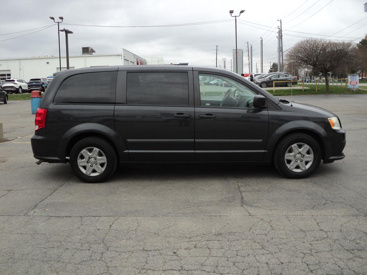 2012 Dodge Grand Caravan SE 4Door 3.6L6cyl 7 Passenger - Photo #6