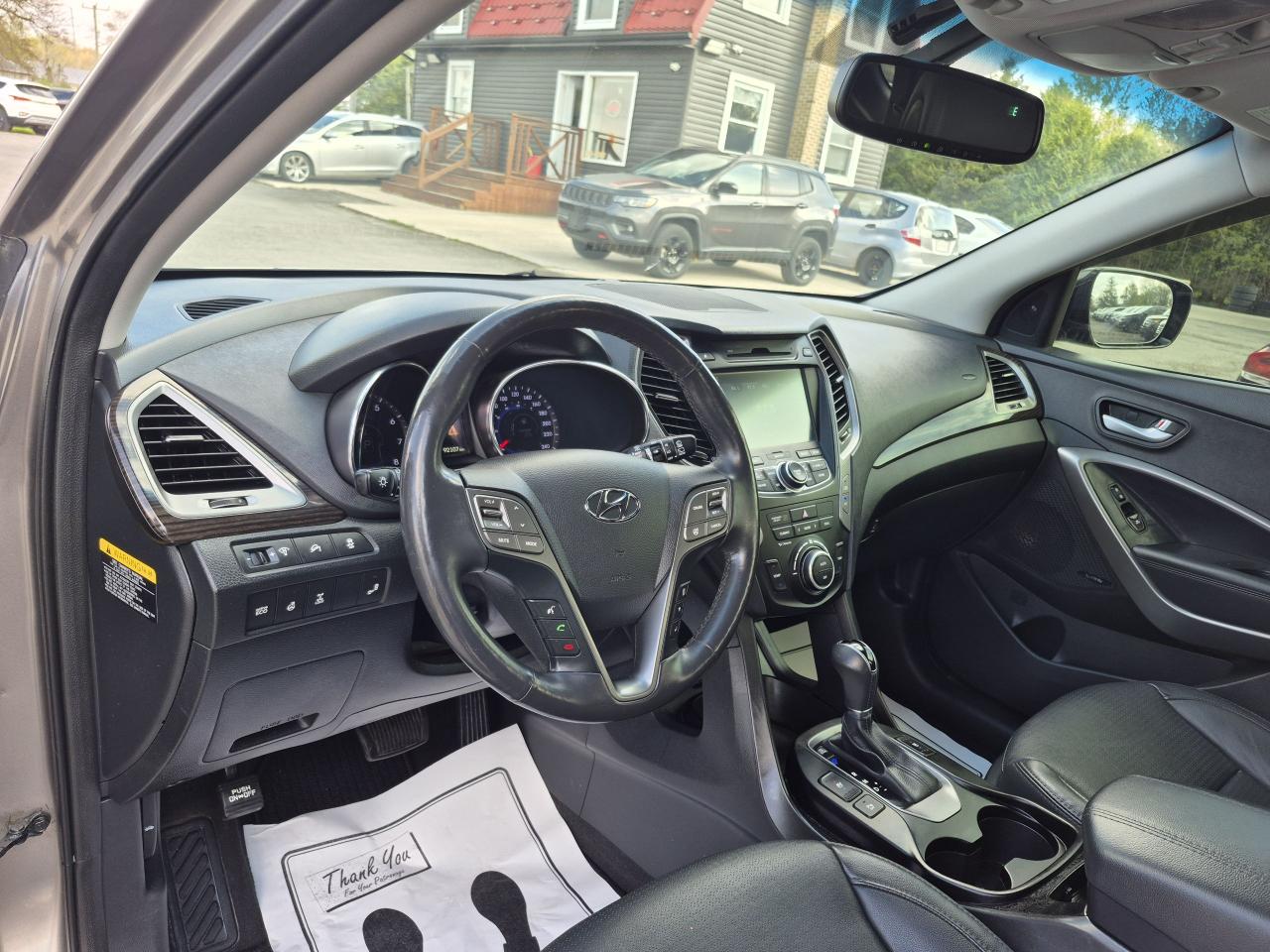 2016 Hyundai Santa Fe Sport AWD Limited Photo33